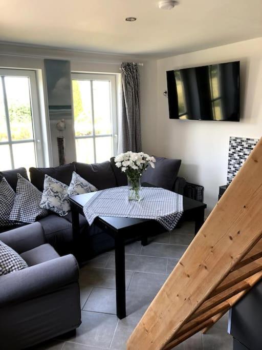 "Kleine 4" Idyllisches Tinyhouse An Der Nordsee Norden Exterior foto
